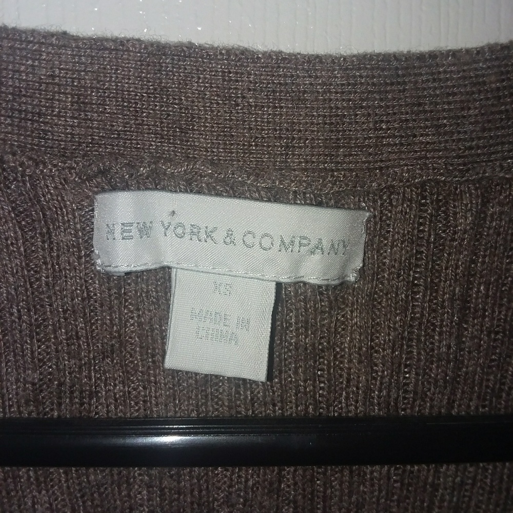 Vest - Picture 2 of 2